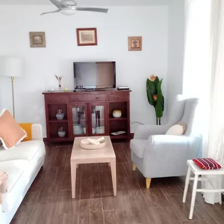Casa Matilde La Del Ocho Дом отдыха Маро